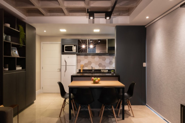 Imagem Imóvel com 1 Quarto à Venda, 30 m² em Cidade Baixa - Porto Alegre Imagem Imóvel com 1 Quarto à Venda, 30 m² em Cidade Baixa - Porto Alegre