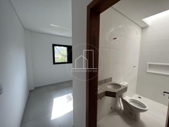Imagem Casa com 2 Quartos à Venda, 150 m² em São João Do Rio Vermelho - Florianópolis