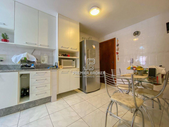 Imagem Apartamento com 2 Quartos à Venda, 64 m² em Várzea - Teresópolis