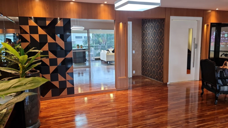 Imagem Imóvel com 3 Quartos à Venda, 213 m² em Ipiranga - São Paulo Imagem Imóvel com 3 Quartos à Venda, 213 m² em Ipiranga - São Paulo