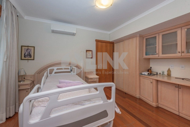 Imagem Apartamento com 3 Quartos à Venda, 196 m² em Auxiliadora - Porto Alegre