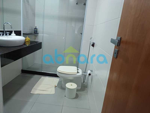 Imagem Apartamento com 3 Quartos à Venda, 220 m² em Copacabana - Rio De Janeiro