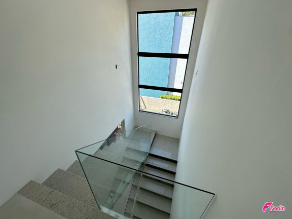 Imagem Casa de Condomínio com 4 Quartos à Venda, 288 m² em Cachoeira Do Bom Jesus - Florianópolis