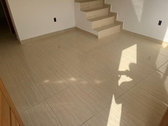Imagem Sobrado com 2 Quartos à Venda, 60 m² em Jardim Real - Praia Grande Imagem Sobrado com 2 Quartos à Venda, 60 m² em Jardim Real - Praia Grande