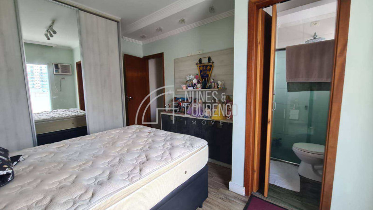 Imagem Apartamento com 3 Quartos à Venda, 240 m² em Campo Grande - Santos