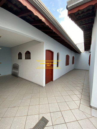Imagem Casa com 5 Quartos à Venda, 198 m²
