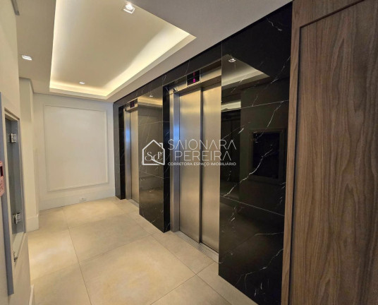 Imagem Apartamento com 3 Quartos à Venda, 210 m² em Centro - Florianópolis