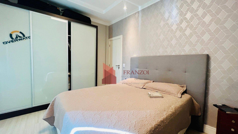 Imagem Casa com 4 Quartos à Venda, 381 m² em Vila Operária - Itajaí