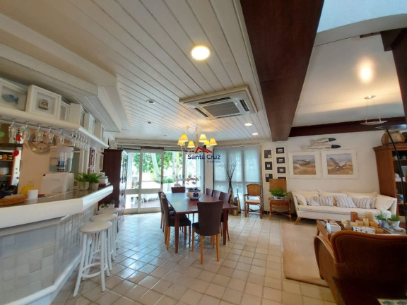 Imagem Sobrado com 6 Quartos à Venda, em Jurerê Internacional - Florianópolis Imagem Sobrado com 6 Quartos à Venda, em Jurerê Internacional - Florianópolis