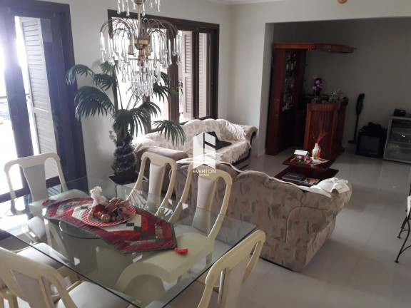 Imagem Casa com 5 Quartos à Venda, 703 m² em Duque De Caxias - Santa Maria