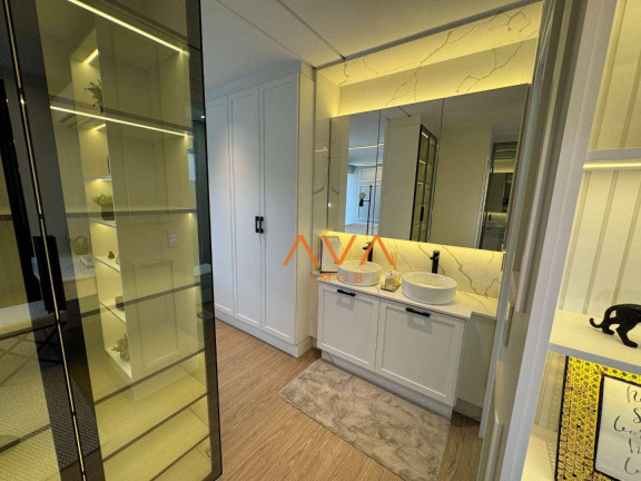 Imagem Apartamento com 2 Quartos à Venda, 87 m² em Jurerê - Florianópolis