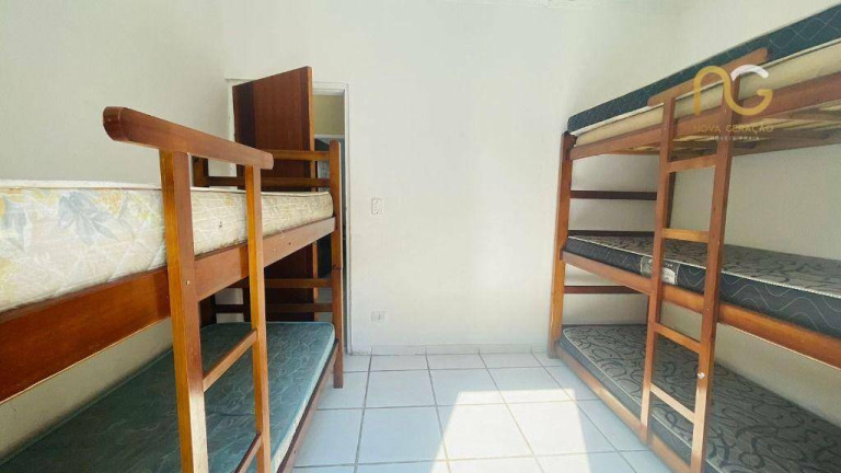 Imagem Casa com 4 Quartos à Venda, 300 m² em Canto Do Forte - Praia Grande Imagem Casa com 4 Quartos à Venda, 300 m² em Canto Do Forte - Praia Grande