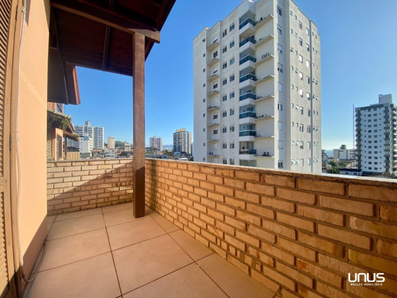 Imagem Casa com 5 Quartos à Venda, 320 m² em Barreiros - São José Imagem Casa com 5 Quartos à Venda, 320 m² em Barreiros - São José
