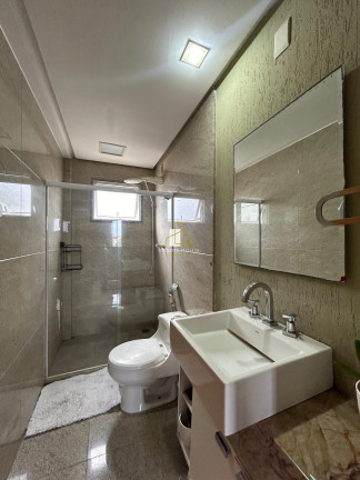 Imagem Casa com 3 Quartos à Venda, 224 m² em Colina De Laranjeiras - Serra