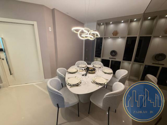 Imagem Apartamento com 3 Quartos à Venda, 134 m² em Centro - Balneário Camboriú Imagem Apartamento com 3 Quartos à Venda, 134 m² em Centro - Balneário Camboriú