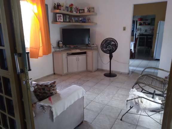 Imagem Casa com 3 Quartos à Venda, 330 m² em Comprida - Teresina