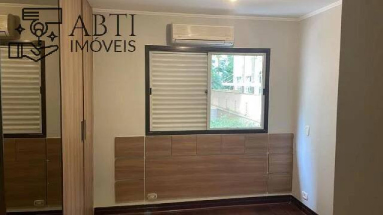 Imagem Apartamento com 3 Quartos à Venda, 98 m² em Moema - São Paulo