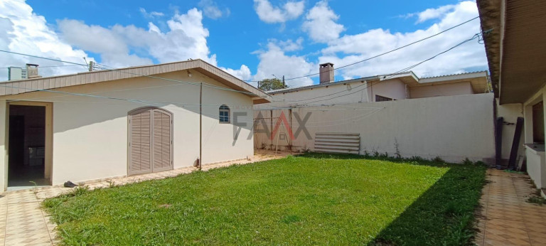 Imagem Casa com 4 Quartos à Venda, 172 m² em Trianon - Guarapuava Imagem Casa com 4 Quartos à Venda, 172 m² em Trianon - Guarapuava