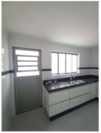 Imagem Casa com 2 Quartos à Venda, 115 m² em Centro - Diadema