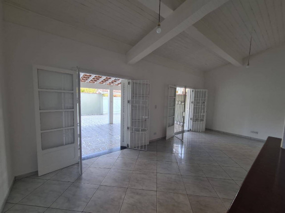 Imagem Casa com 4 Quartos à Venda, 310 m² em Centro - Ubatuba Imagem Casa com 4 Quartos à Venda, 310 m² em Centro - Ubatuba