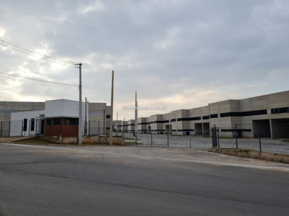 Imagem Imóvel para Alugar, 558 m² em Zona Industrial - Sorocaba