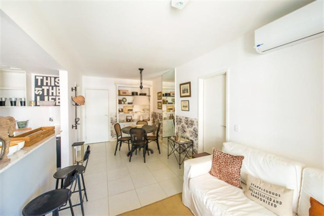 Imagem Apartamento com 2 Quartos à Venda, 98 m² em Itaipava - Petrópolis