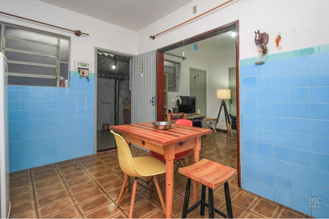 Imagem Casa com 3 Quartos à Venda, 130 m² em Santana - Porto Alegre Imagem Casa com 3 Quartos à Venda, 130 m² em Santana - Porto Alegre