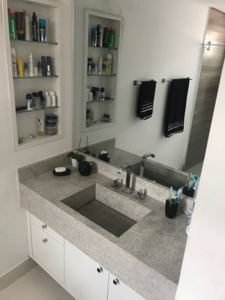 Imagem Casa com 4 Quartos à Venda, 240 m² em Jardim Aeroporto - São Paulo