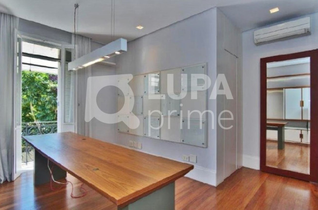 Imagem Apartamento com 2 Quartos para Alugar, 259 m² em Jardim Europa - São Paulo Imagem Apartamento com 2 Quartos para Alugar, 259 m² em Jardim Europa - São Paulo