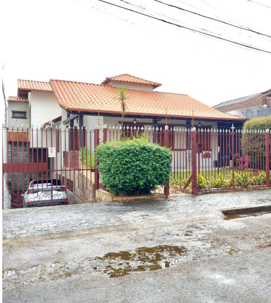 Casa com 3 Quartos à Venda, 700 m² em Ouro Preto - Belo Horizonte