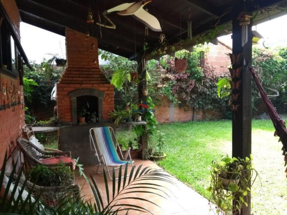 Imagem Casa com 2 Quartos à Venda, 321 m² em São João Do Rio Vermelho - Florianópolis Imagem Casa com 2 Quartos à Venda, 321 m² em São João Do Rio Vermelho - Florianópolis