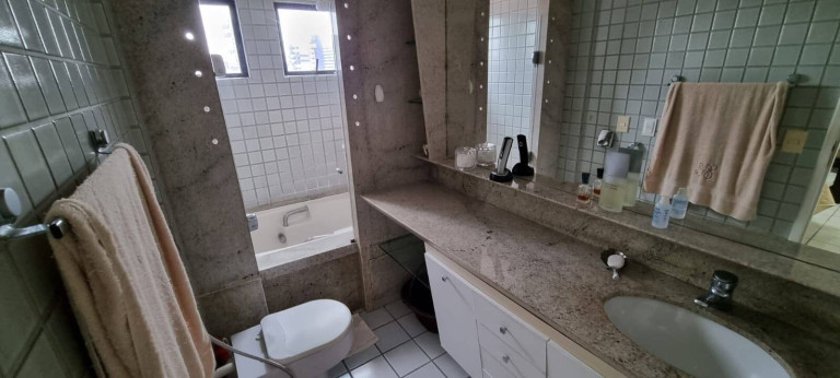 Imagem Apartamento com 4 Quartos à Venda, 252 m² em Tirol - Natal Imagem Apartamento com 4 Quartos à Venda, 252 m² em Tirol - Natal