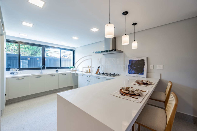 Imagem Casa com 4 Quartos à Venda, 350 m² em Embaré - Santos