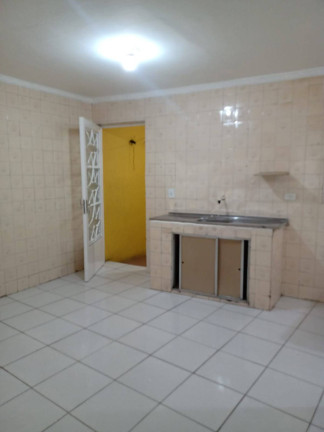 Imagem Casa com 1 Quarto para Alugar, 33 m² em Campanario - Diadema Imagem Casa com 1 Quarto para Alugar, 33 m² em Campanario - Diadema
