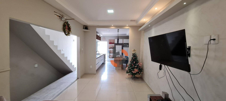 Imagem Casa com 3 Quartos à Venda, 241 m² em Centro - Nilópolis