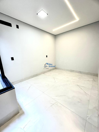Imagem Casa com 3 Quartos à Venda, 107 m² em Samambaia Norte (samambaia) - Brasília Imagem Casa com 3 Quartos à Venda, 107 m² em Samambaia Norte (samambaia) - Brasília