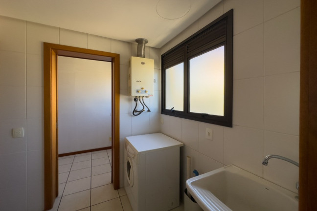 Imagem Imóvel com 3 Quartos à Venda, em Petrópolis - Porto Alegre Imagem Imóvel com 3 Quartos à Venda, em Petrópolis - Porto Alegre