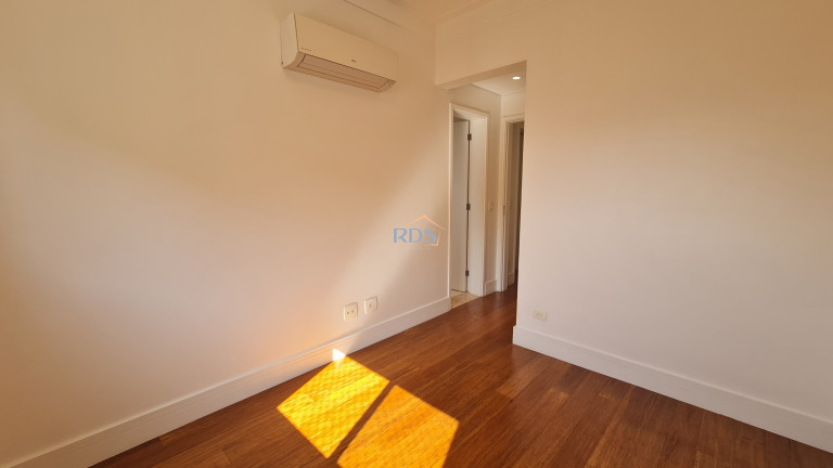 Imagem Apartamento com 3 Quartos à Venda, 137 m² em Vila Suzana - São Paulo