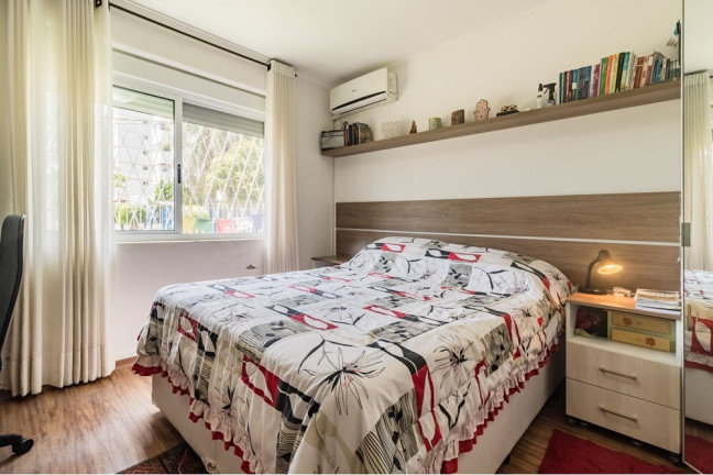 Imagem Apartamento com 2 Quartos à Venda, 58 m² em São Sebastião - Porto Alegre Imagem Apartamento com 2 Quartos à Venda, 58 m² em São Sebastião - Porto Alegre