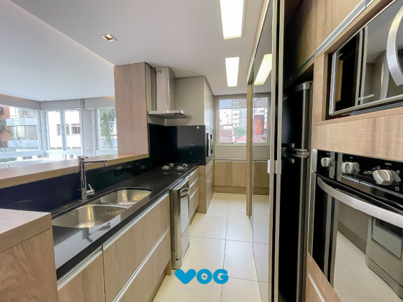 Imagem Imóvel com 2 Quartos à Venda, 88 m² em Petrópolis - Porto Alegre Imagem Imóvel com 2 Quartos à Venda, 88 m² em Petrópolis - Porto Alegre