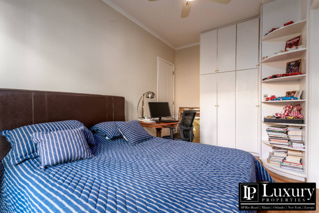 Imagem Casa com 4 Quartos à Venda, em Jardim Paulista - São Paulo Imagem Casa com 4 Quartos à Venda, em Jardim Paulista - São Paulo