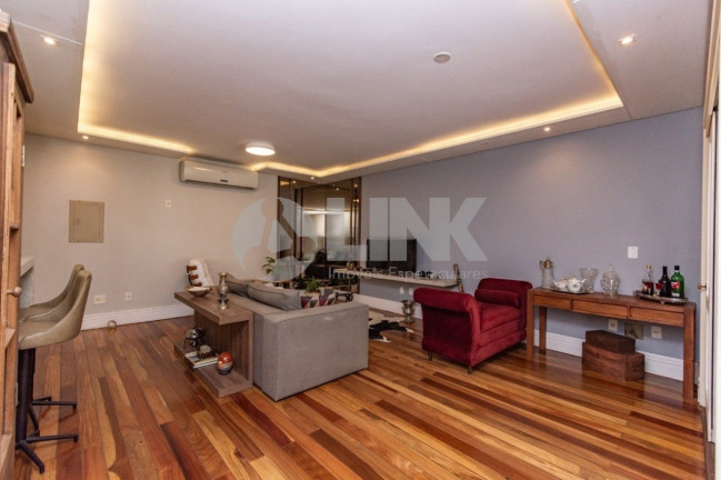 Imagem Apartamento com 2 Quartos à Venda, 165 m² em Chácara Das Pedras - Porto Alegre Imagem Apartamento com 2 Quartos à Venda, 165 m² em Chácara Das Pedras - Porto Alegre