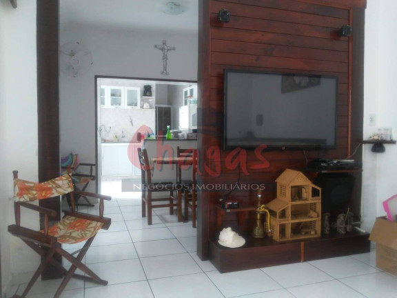 Imagem Casa com 3 Quartos à Venda, 172 m² em Centro - Caraguatatuba Imagem Casa com 3 Quartos à Venda, 172 m² em Centro - Caraguatatuba