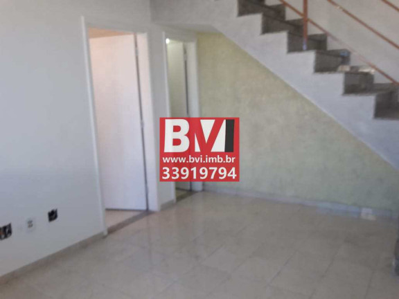 Imagem Casa com 2 Quartos à Venda, 56 m² em Irajá - Rio De Janeiro Imagem Casa com 2 Quartos à Venda, 56 m² em Irajá - Rio De Janeiro