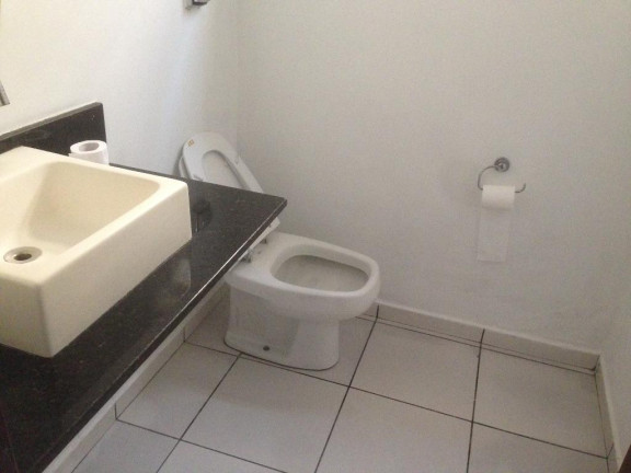 Imagem Sobrado com 3 Quartos à Venda, 245 m² em Jardim Quaresmeira - Suzano Imagem Sobrado com 3 Quartos à Venda, 245 m² em Jardim Quaresmeira - Suzano