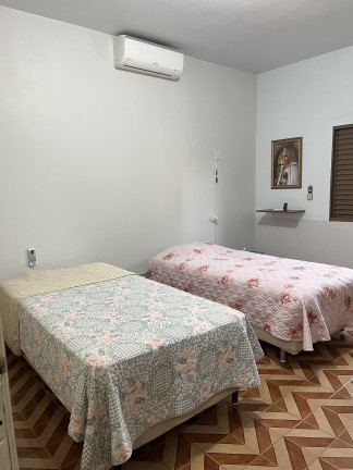 Imagem Casa com 3 Quartos à Venda, 286 m² em Jardim Botânico - Sinop