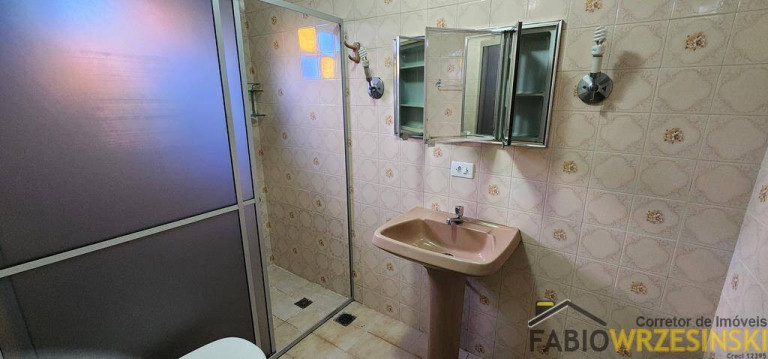 Imagem Sobrado com 4 Quartos para Alugar, 200 m² em Anita Garibaldi - Joinville
