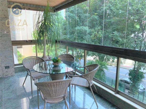Imagem Imóvel com 4 Quartos à Venda, 305 m² em Lourdes - Belo Horizonte Imagem Imóvel com 4 Quartos à Venda, 305 m² em Lourdes - Belo Horizonte