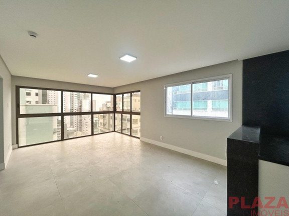 Apartamento com 3 Quartos para Alugar, 118 m² em Centro - Balneário Camboriú