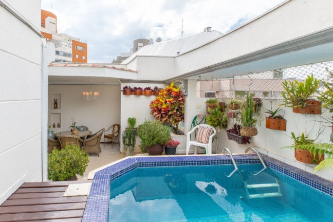 Imóvel com 4 Quartos à Venda, 202 m² em Moema - São Paulo